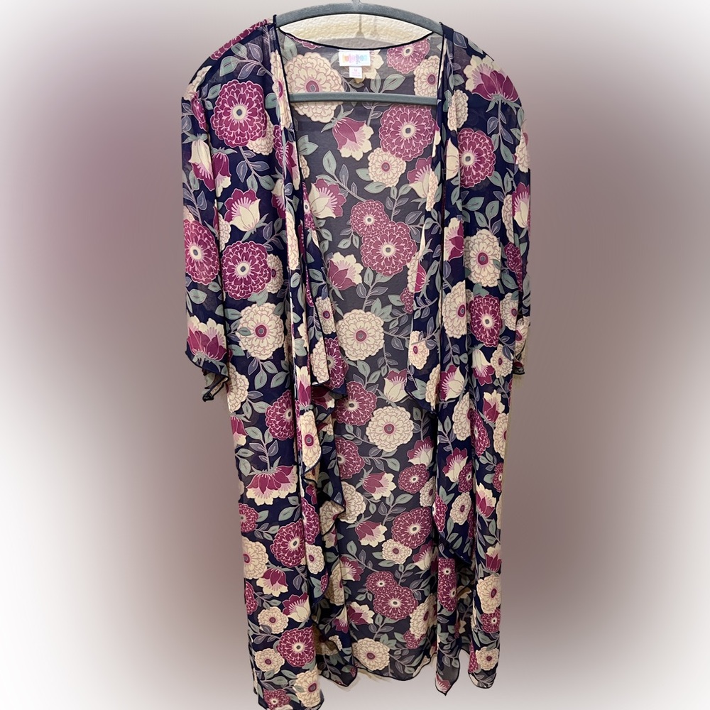 #19 LuLaRoe Floral Kimono